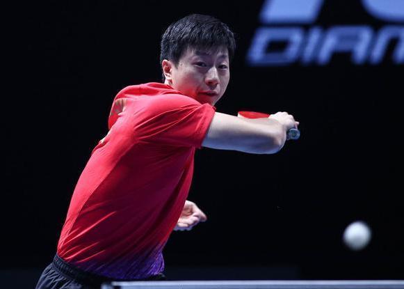 费德勒在老鹰比赛中刷新纪录，比赛规则变更引发热议！的简单介绍